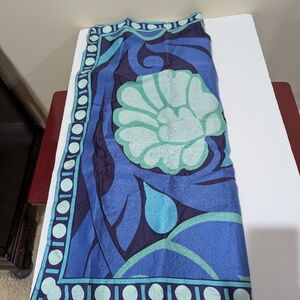 NEW Amy Bulter Blue and Green Cotton Floral Patterned Euro Pillow Sham 30"X30"